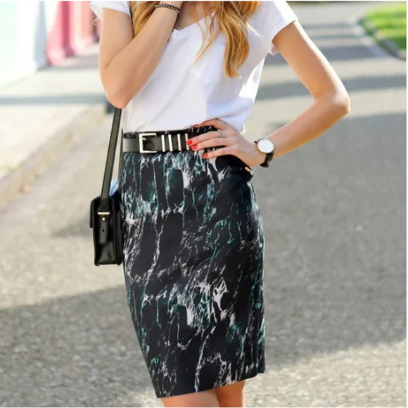 1960's black pencil skirt, shiny marbled tonal design